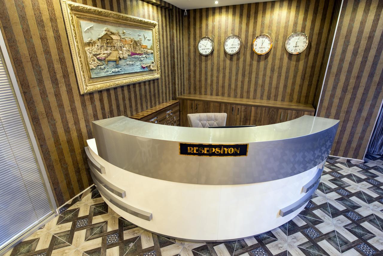 Kars-I Si̇Ri̇N Otel Екстер'єр фото