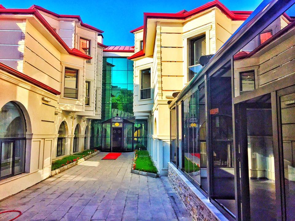 Kars-I Si̇Ri̇N Otel Екстер'єр фото
